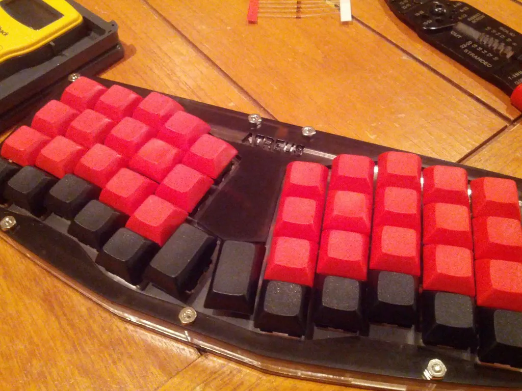 Bộ keycap PBT Cherry — Olivia